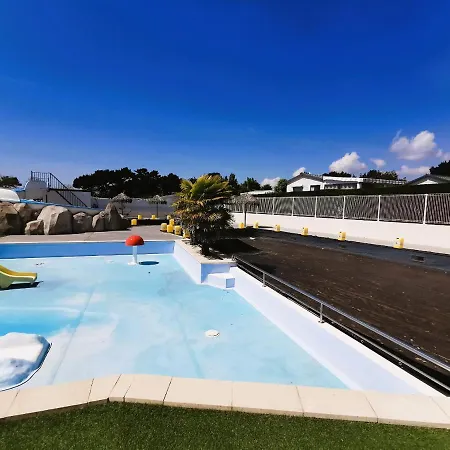Holiday home Mobil L'evasion