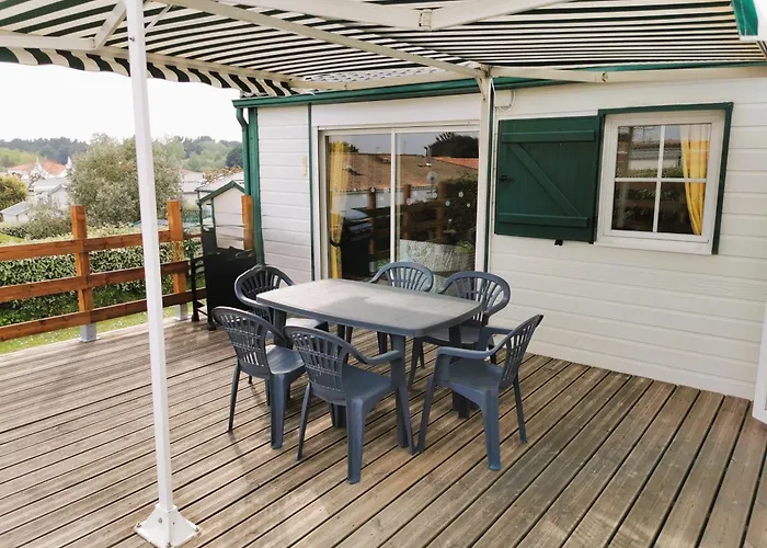 Prázdninový dům Mobil L'evasion Brem Sur Mer